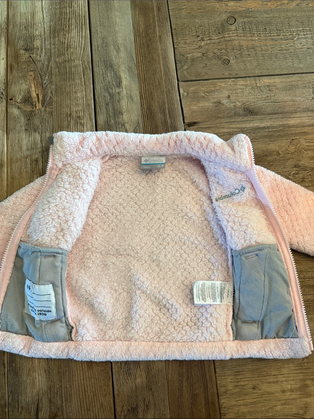 Columbia Light Pink Sherpa Fleece Jacket 12-18 months - Picture 2 of 4